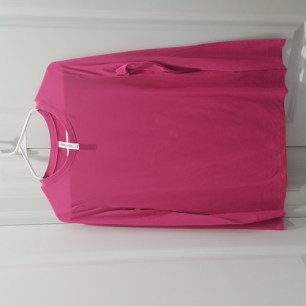 NWOT Zenana Basic Top. Large